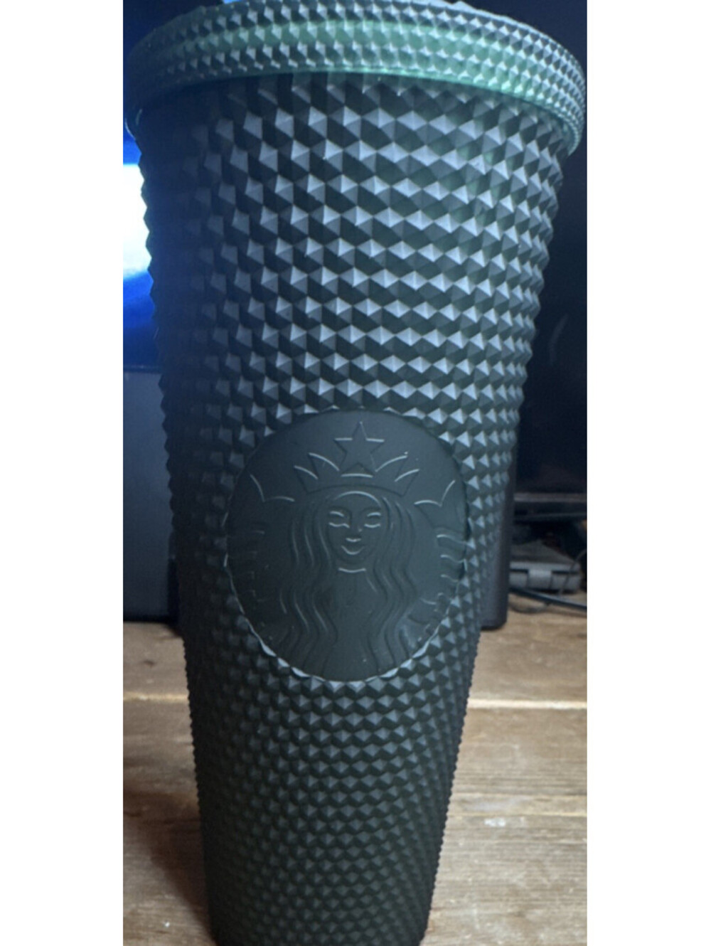 Starbucks Studded Textured Green Plastic Tumbler 24oz Twist Lid Logo no straw